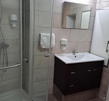 Alona House | To Apokentro