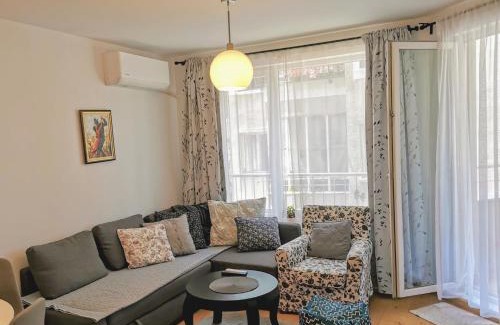 Oborishte Apartment | "To Sofia with Love"-Apartment-1