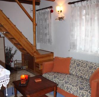 Arachova House | to spitaki