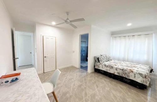 'Eua Island House | Toafa Elidad Airport Lodge