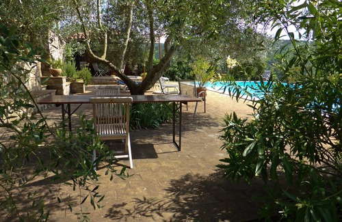 Acqua Loreto House | Todi - holiday home in hillside situation with pool, superb view to Valley Tiber