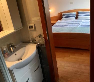 Lovrecica Apartment | Todor Seaside Apartments