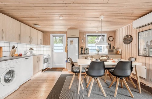 Sønder Nissum House | "Toimi" - 500m to the fjord by Interhome
