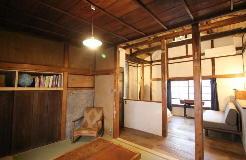 Akasaka Apartment | TOKYO LITTLE HOUSE