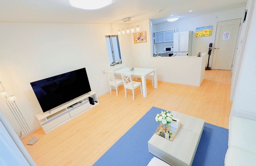 Kameari House | Tokyo4BR House 112 ㎡, Sleeps 11, Free Parking, 5min to Station, Disney Bus Nearby