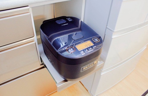 Kameari House | Tokyo4BR House 112 ㎡, Sleeps 11, Free Parking, 5min to Station, Disney Bus Nearby