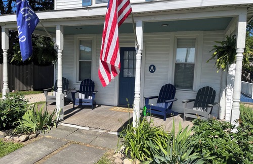 Put-in-Bay Apartment | Toledo House Guest Suite A. Catering to couples. Great location downtown PIB.