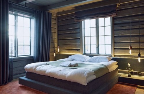 Kragero Hotel | Tollboden Hotell og Restaurant - Unike Hoteller