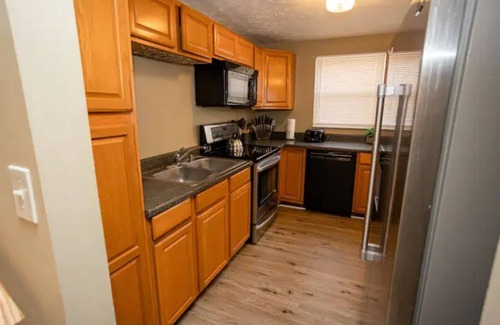 Elsmere House | Tollgate · 7602 Tollgate Ct, Florence