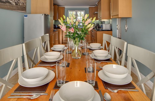 Wells-next-the-Sea House | Tolly House sleeps 8 with private parking