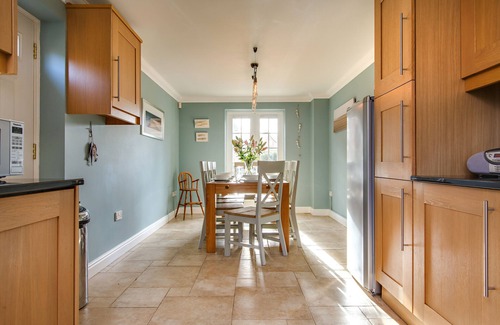 Wells-next-the-Sea House | Tolly House sleeps 8 with private parking