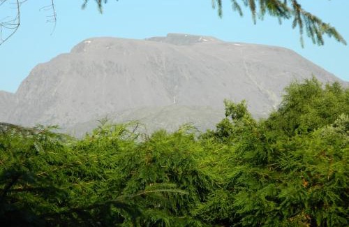 Fort William House | TOM BEAG - Ben Nevis view ROOMS
