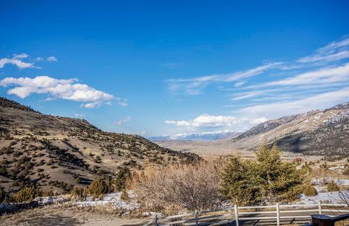 Emigrant House | Tom Miner Creek Main House