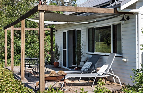 Milroy Cottage | Tom's Cottage @ Wilgowrah. A charming and tranquil garden cottage.