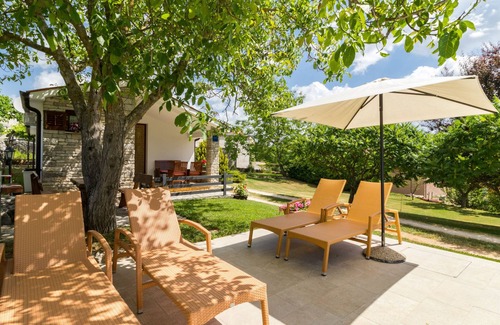 Vela Traba House | Tomazin by Interhome