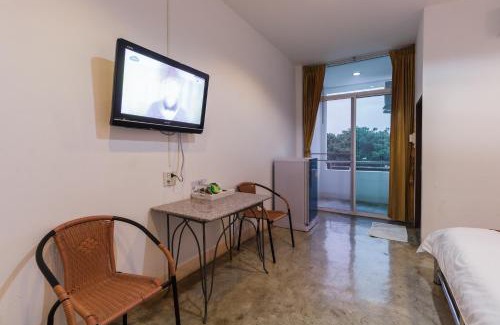 Phitsanulok Hotel | Tonwai Modern Place