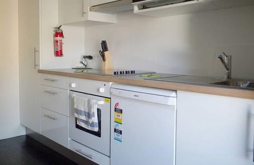 South Hobart Apartment | Toogooloowa about Davey 6