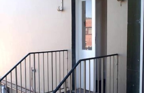 South Hobart Apartment | Toogooloowa about Davey 6