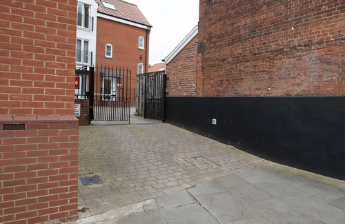 Ipswich Apartment | Toothbrush Apartments - Central East - Gipping Mews
