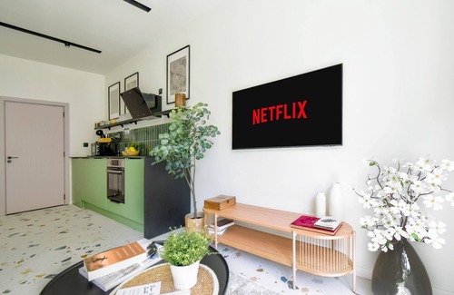 Sofia City Center Condo | Top 5% - Main Street Area - Netflix - ACs - Cot