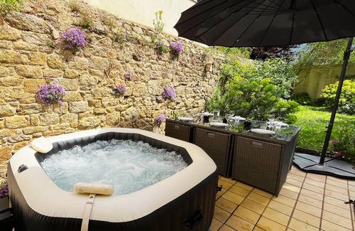 Courtoisville-Sillon-Moka Apartment | Top-Apartment with garden and jacuzzi- 200m plage du sillon/thalasso- 1/6 pers