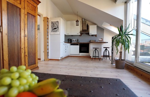 Mitte Apartment | Top floor apartment with roof terrace in Mitte
