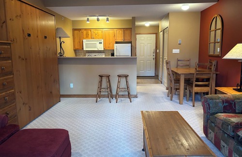 Silver Star Mountain Apartment | Top-floor cozy studio with mountain views, private deck, ski-in and out