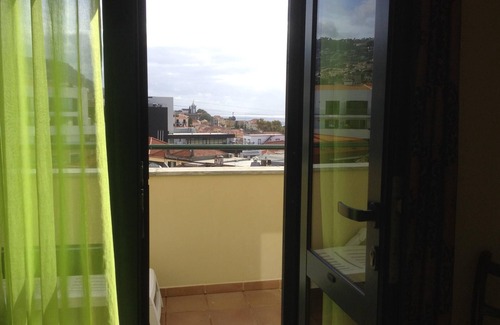 Santa Maria Maior Apartment | Top Floor City Center - Market - Privilleged View - balcony