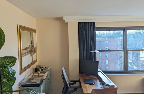 Fort Lee Condo | Top Floor, Corner Unit, Minutes to NYC w/Views Fully Furnished