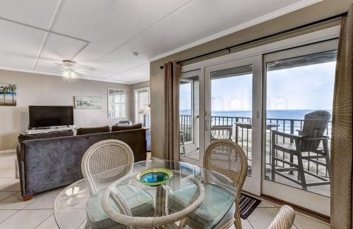 Ocean Cay House | Top floor Oceanfront condo that has spectacular ocean views and sunrises. This condo sleeps 6.