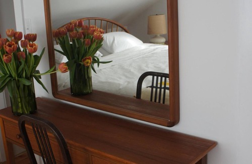 Winter Hill House | Top floor of one family home