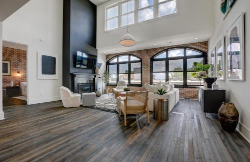Castleberry Hill Apartment | Top Floor Penthouse Lofts
