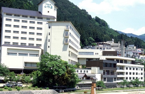 Gero Onsen House | Top floor special room Kikusui Japanesestyle /Gero Gifu