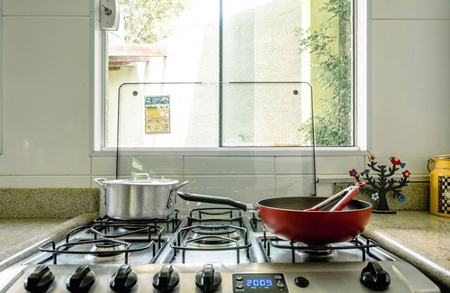 Tuiuti House | TOP HOUSE with VIEW of the mountains; POOL, Wifi 128 Mbps, PET FRIENDLY
