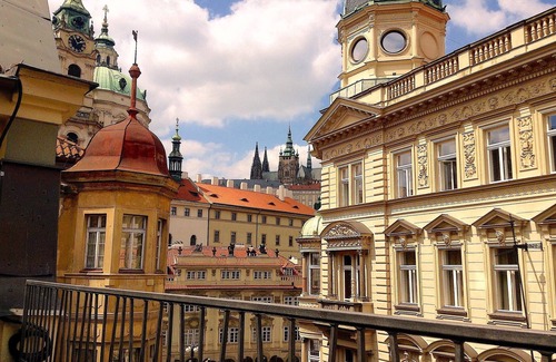 Mala Strana Apartment | Top Location!Luxury 3-Room Apt w/Balcony, Charles Bridge, Downtown.