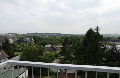 Heiligenhaus Apartment | Top modern 4-star duplex apartment with great views