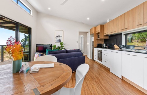 Arthurs Seat House | Top of the Bay by Ready Set Stay