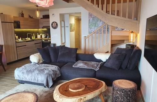 Arc-1600 Apartment | Top-of-the-range slopeside apartment with magnificent views