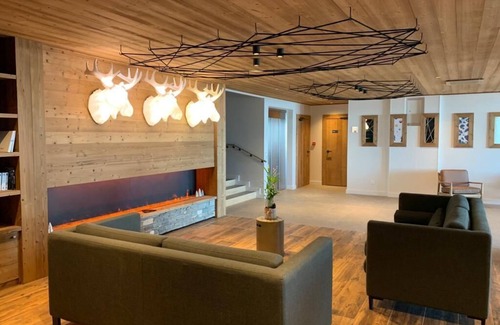 Arc-1600 Apartment | Top-of-the-range slopeside apartment with magnificent views