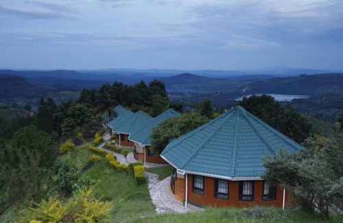 Kibaale Hotel | Top of The World Lodge