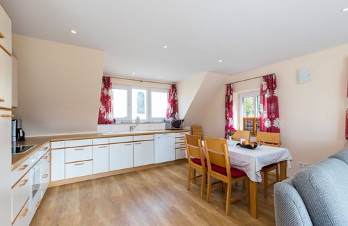 Ueberlingen House | Top offer, free WiFi, high quality equipment, tranquility, large garden