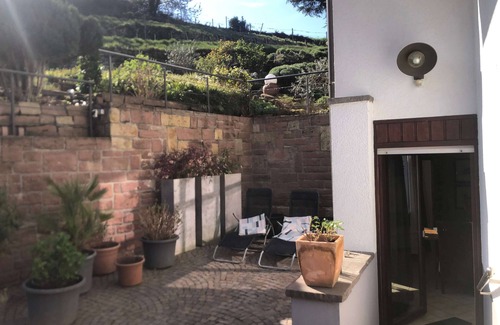 Sankt Martin Apartment | Top starting point for hiking, high-quality vacation apartment with its own outdoor area.