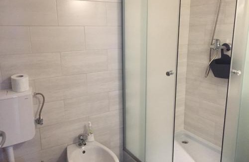 Bragadiru Hotel | Top Style Villa