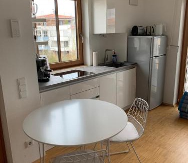 Brannenburg Apartment | Topmodernes Studio - Sommer im bayerischen Inntal
