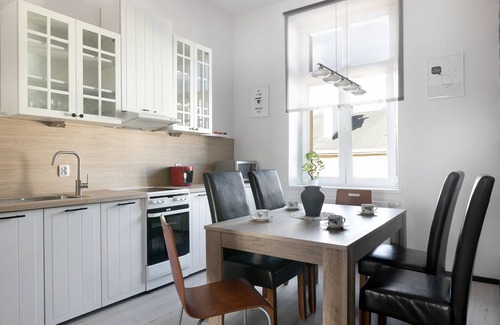 Warszawskie Apartment | Topolowa 6/11
