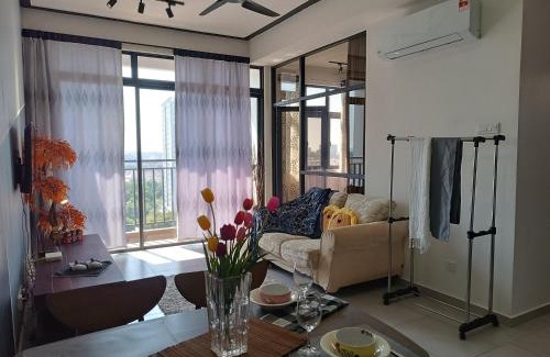 Malacca City Apartment | TopRoof Pool 2-6pax 5minJonker