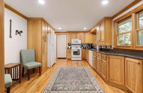 Central Lake House | Torch Lake House Central Lake