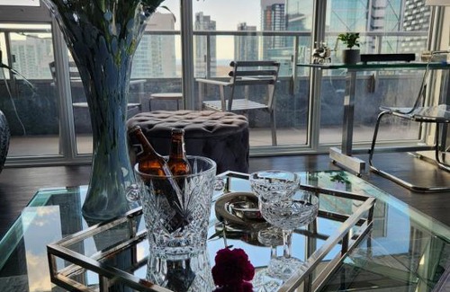 Wellington Place Apartment | Toronto Concierge 416