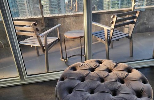 Wellington Place Apartment | Toronto Concierge 416