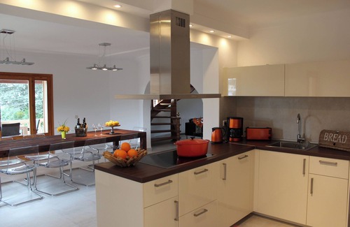 Cala Santany House | Torre al Mar: sea view and pool, 150m to the beach, 8 pers., aircon, ETV/5162
